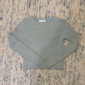 Frame Cashmere Ribbed Knit Scalloped Sweater in Sage Green